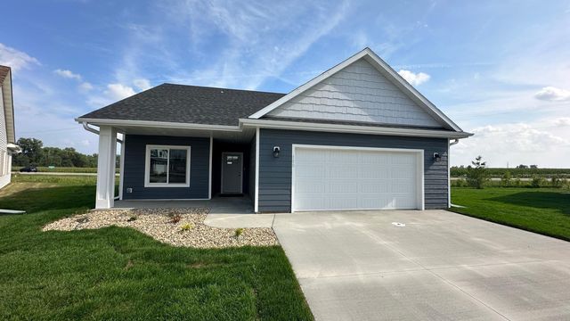 100 Willow Ln NW, Kasson, MN 55944