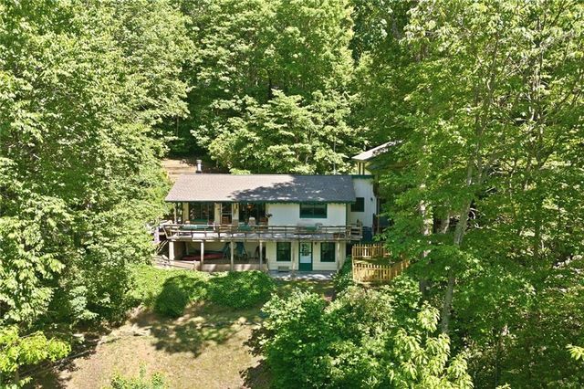 46 Spartan Ln, Rabun Gap, GA 30568