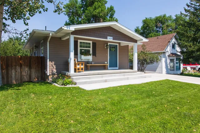 1425 Alger Ave, Cody, WY 82414