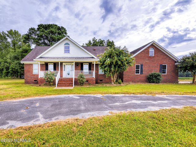 1100 Biddle Road, Dover, NC 28526