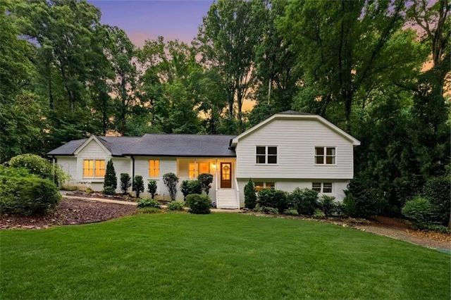 2930 Leafwood Dr SE, Marietta, GA 30067