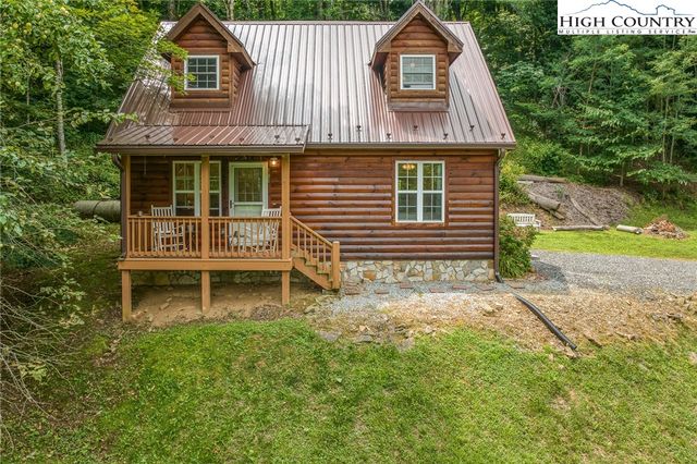 181 Apple Tree Drive, Newland, NC 28657