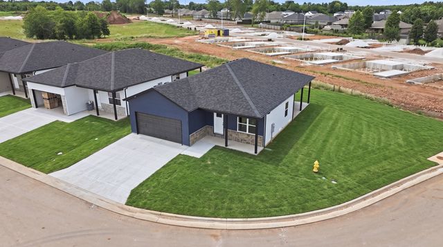 4875 W  Ridge Ln, Springfield, MO 65802