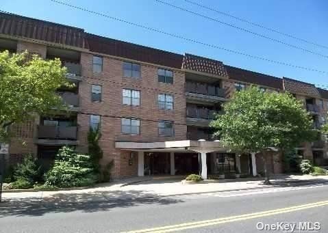 360 Central Avenue UNIT 130, Lawrence, NY 11559