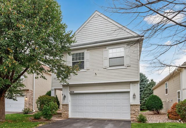 10154 Country Club Curv, Woodbury, MN 55129