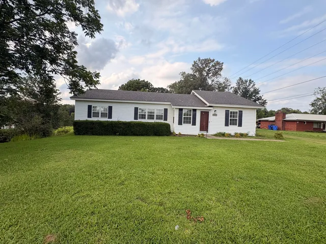 149 East Ave, Vardaman, MS 38878