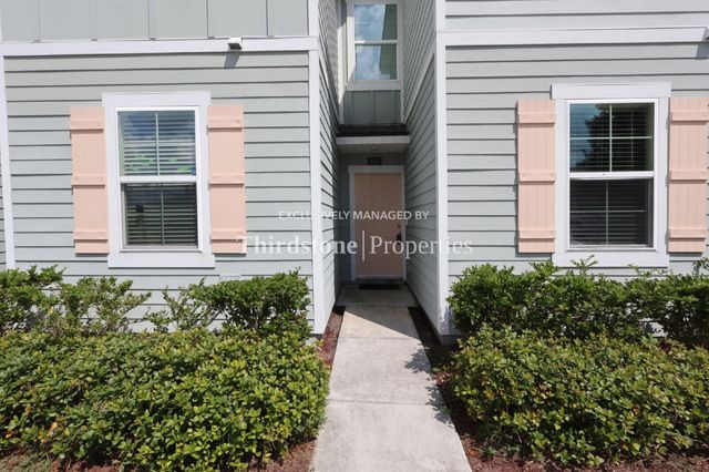 433 Running Woods St, Orange Park, FL 32065