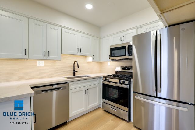 1405 N  Normandie Ave #102, Los Angeles, CA 90027
