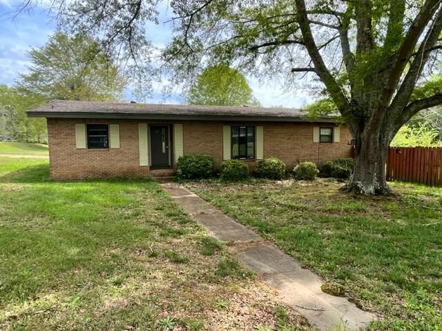400 S  Lake St, Booneville, MS 38829