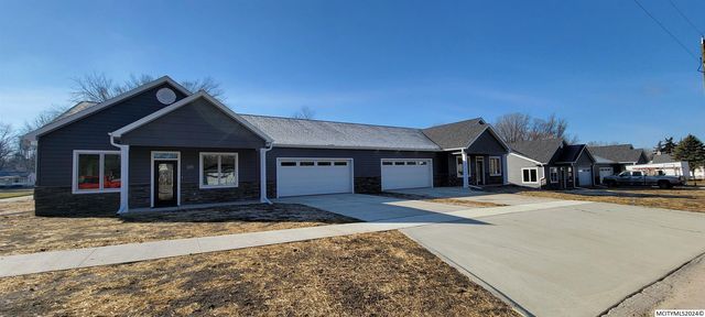 203 6th St SW, Nora Springs, IA 50458