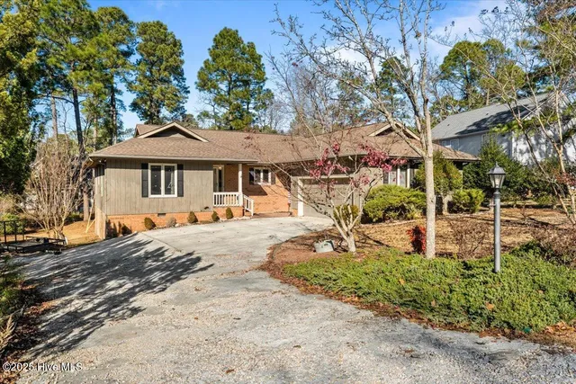 20 Port Bay, Sanford, NC 27332