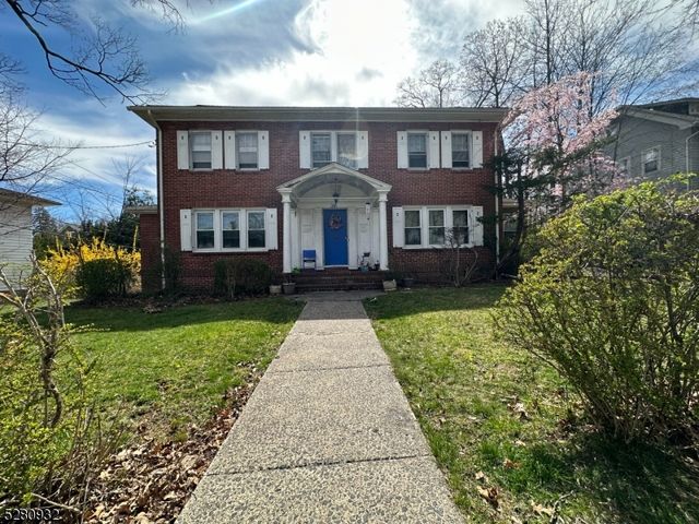 316 Lawnridge Rd, Orange, NJ 07050