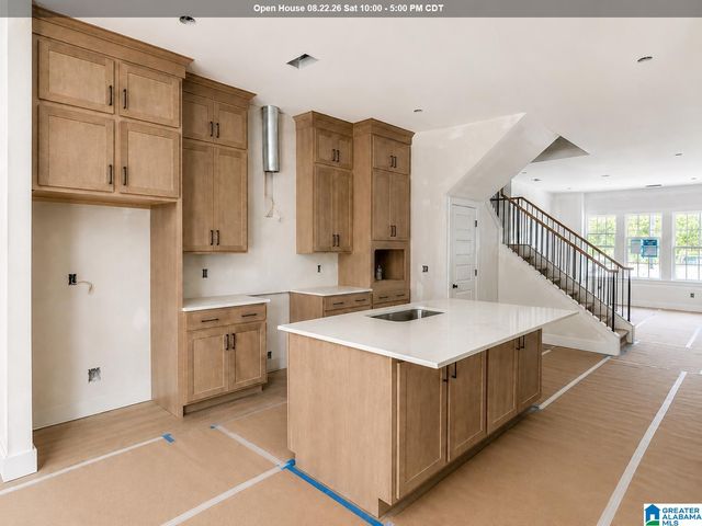 754 River Walk Dr, Birmingham, AL 35216