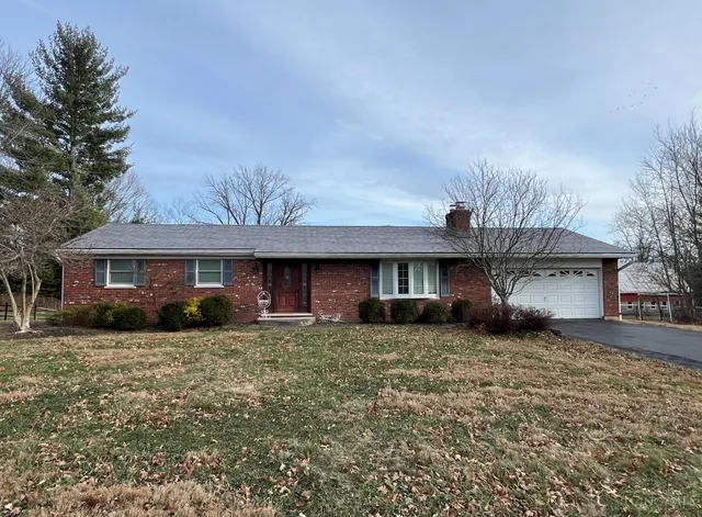 21090 Georgetown Rd, Lawrenceburg, IN 47025