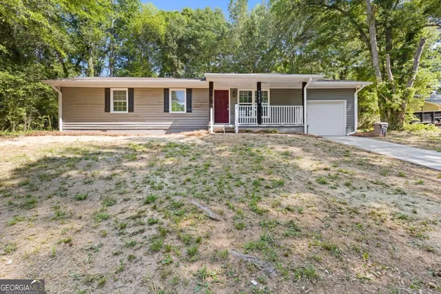 4583 N  Woodlake Ln SE, Conyers, GA 30013
