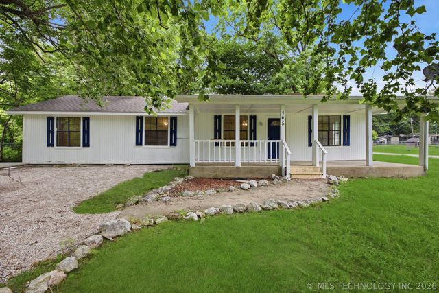 105 S  Old Main St, Coweta, OK 74429