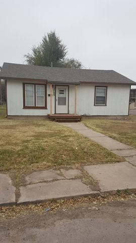 2709 3rd Ave, Canyon, TX 79015