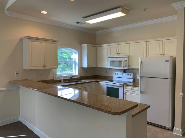 109 S  Shore Blvd #305, Longs, SC 29568