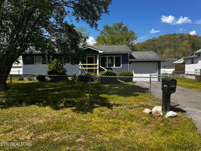 215 Armadale Ave, Middlesboro, KY 40965