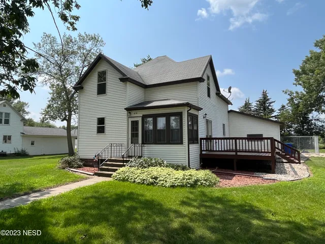 610 S  Highland St, Arlington, SD 57212