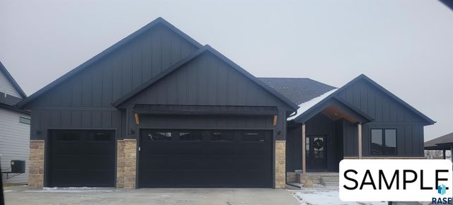 8312 E  Spearfish Ct, Court Sioux Falls, SD 57110