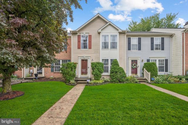 13 Yorktown Ct, Deptford, NJ 08096