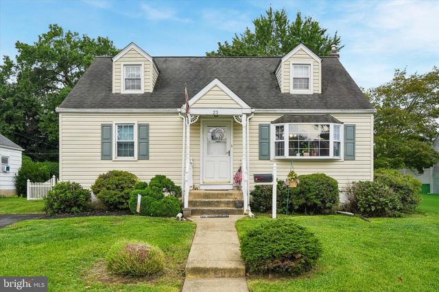 23 Norwyn Rd, Hatboro, PA 19040