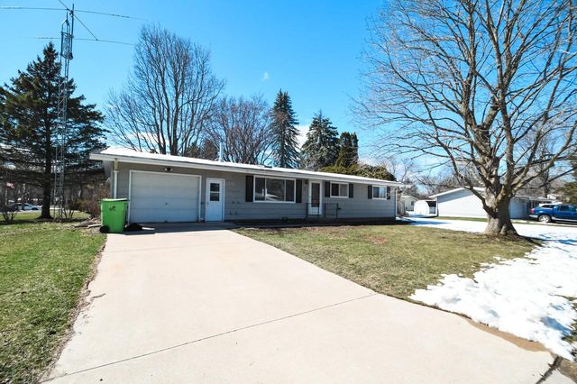 471 Union STREET, Green Lake, WI 54941