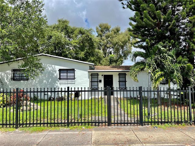 12160 NW 22nd Ave, Miami, FL 33167