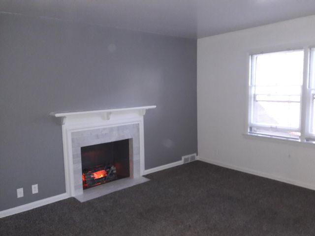 437 W  Cambourne St, Ferndale, MI 48220