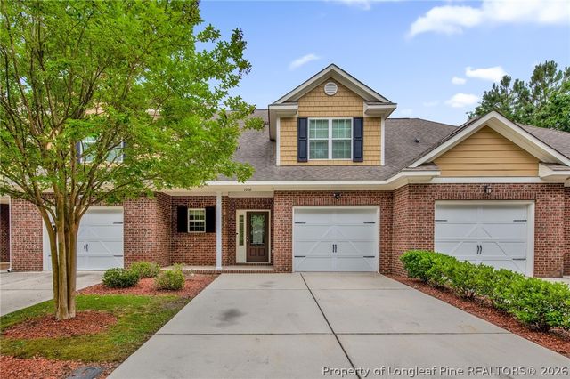 1106 Braybrooke Pl, Fayetteville, NC 28314
