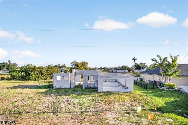 1213 NE 11th Terrace Cpe, Coral, FL 33909