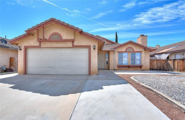 13571 Copperstone Dr, Victorville, CA 92392