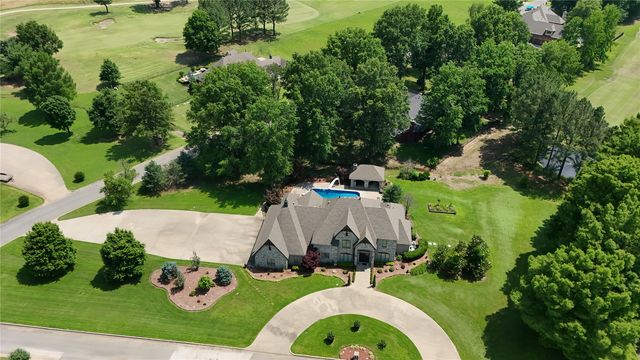 870 Cherry Springs Dr, Tahlequah, OK 74464