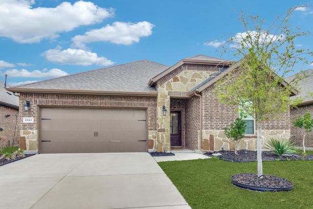 1047 Sublime Dr, Forney, TX 75126