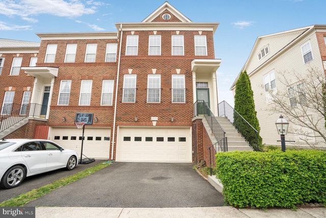 22062 Dilworth Sq, Ashburn, VA 20148