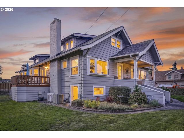 335 N  6th St, Saint Helens, OR 97051