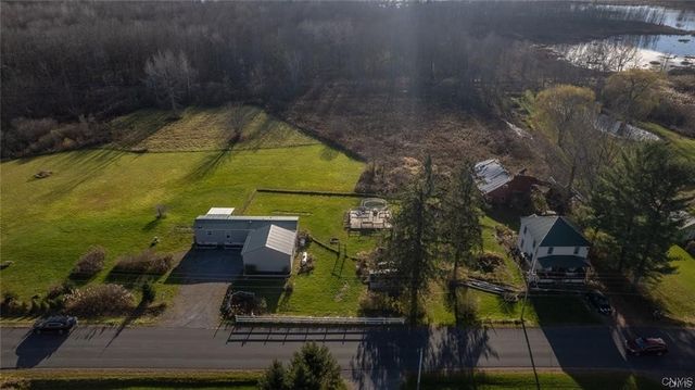 633 Lower Rd, West Monroe, NY 13167