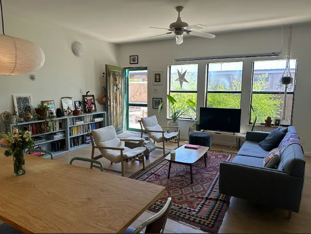 1036 Camino Vista Aurora, Santa Fe, NM 87507