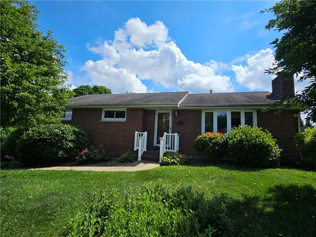 104 Easy St, Butler, PA 16001