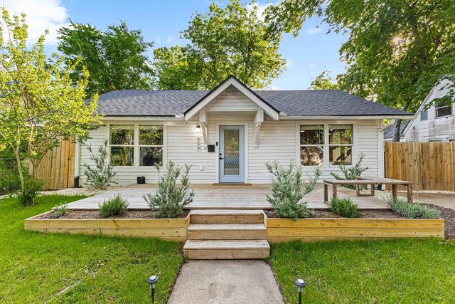 909 N  30th St, Waco, TX 76707