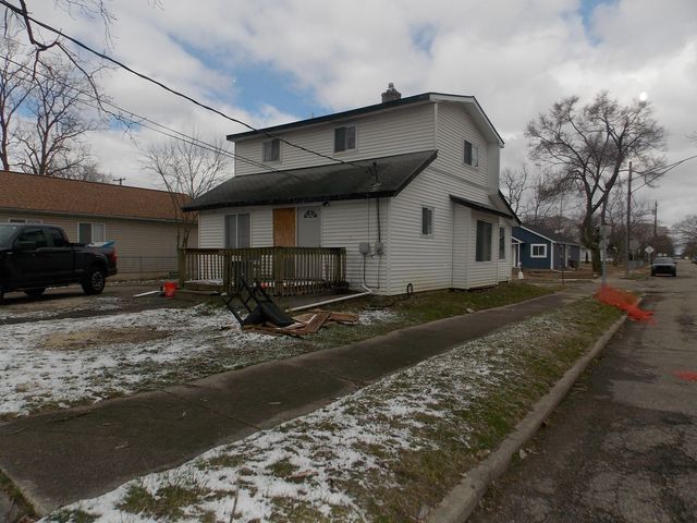 403 Ditmar Ave, Pontiac, MI 48341