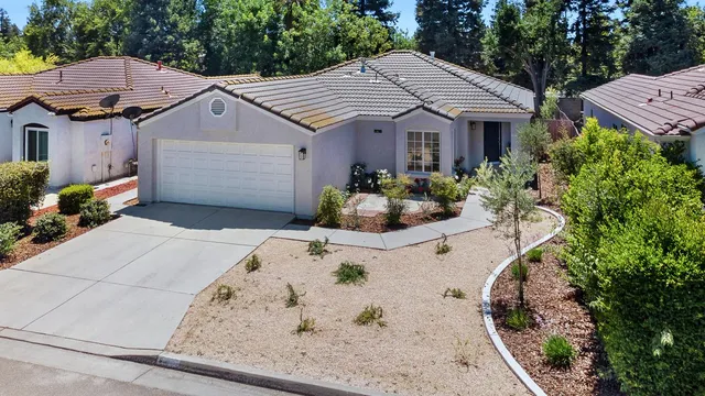 6337 N  Rafael Ave, Fresno, CA 93711
