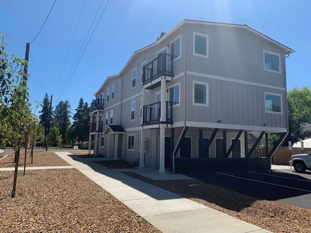 1419 NW 8th St   #301, Bend, OR 97703