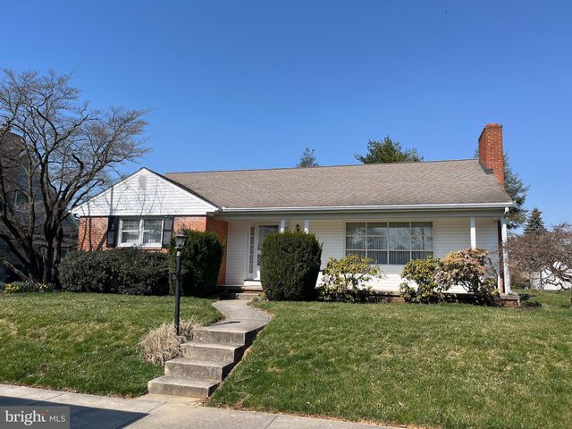 445 Chestnut Ave, Hershey, PA 17033