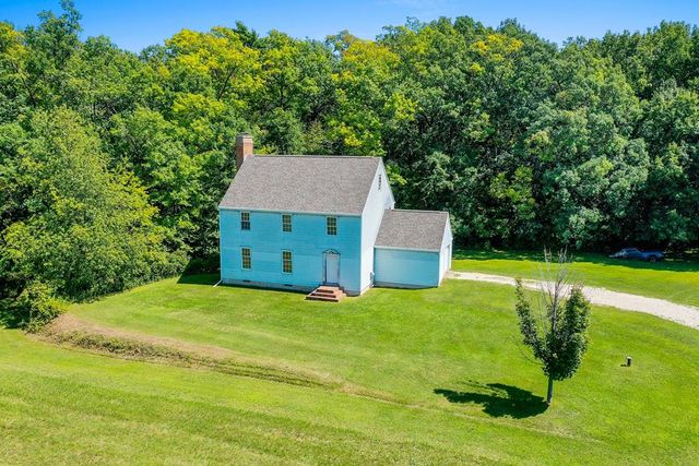704 Sand Hill Rd, Brussels, WI 54204