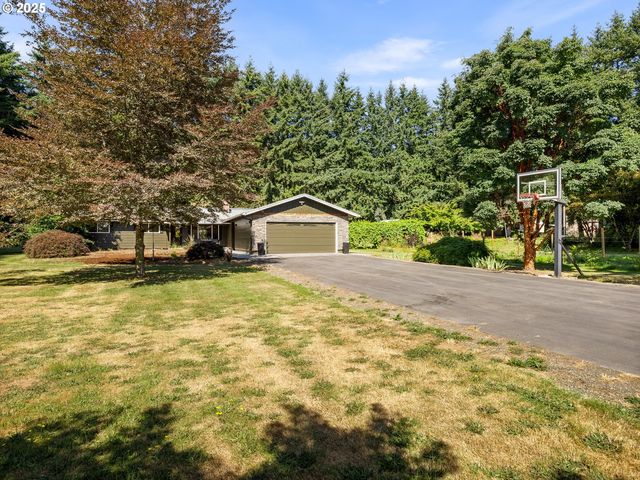 27385 SE Fairmount Dr, Boring, OR 97009