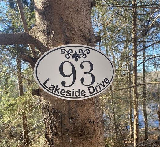 93 Lakeside Dr, North Stonington, CT 06359