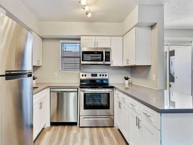 214 N  Gilbert Rd #1B-1Ba-576Sqft, Mesa, AZ 85203