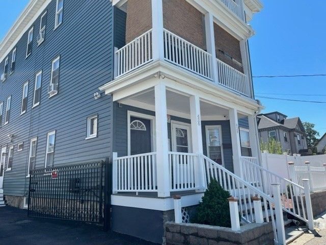 436 Warren Ave  #2, Brockton, MA 02301